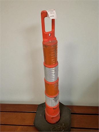 Navicade Traffic Channelizer/Cone
