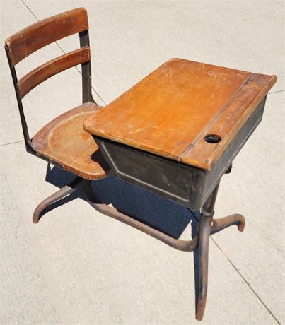 Vintage Wood/Metal School Desk w/ Ink well Hole