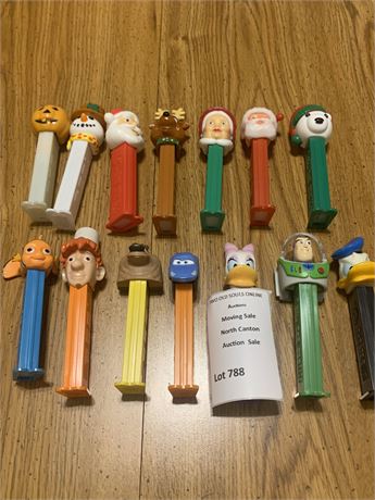 PEZ Dispensers Christmas, Buzz Lightyear, Donald Duck, Nemo & More