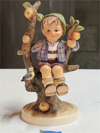 Hummel "Apple Tree Boy" Figurine 142