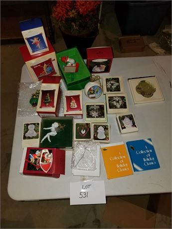 Mixed Hallmark Ornament lot