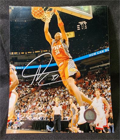 Signed Shawn Marion 8" X10" Photo