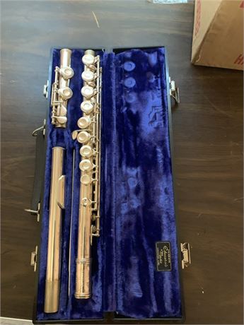 Gemeinhardt Flute In Case