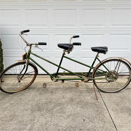 1972 Schwinn De Luxe Twinn Tandem Bicycle