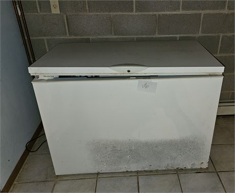 Frigidaire Box Freezer