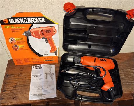 Black & Decker 3/8" VSR Drill/Driver in case