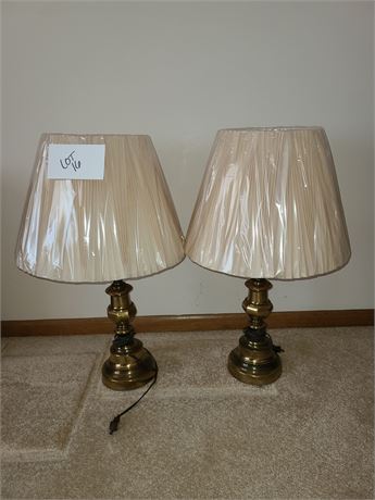 (2) Matching Brass Livingroom Table Lamps