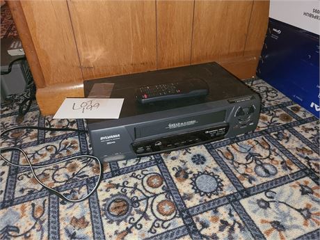 Sylvania VCR VHS Video Cassette Recorder Model: KVS699K