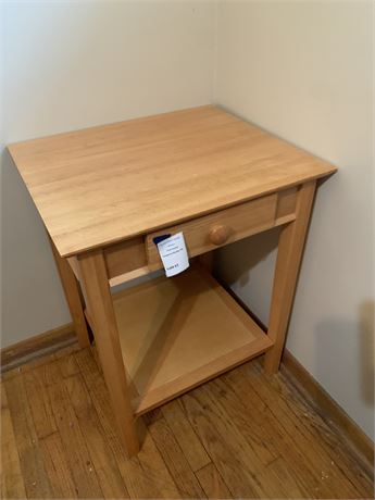 Oak Nightstand/Bedside Table With Drawer