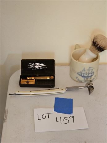 Mixed Vintage Shaving Lot: Cup/Brush & Razors