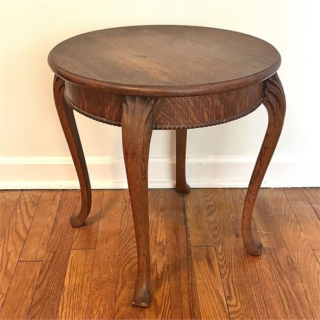 Vintage Round Wooden End Table- 18.5”L 18.5”H