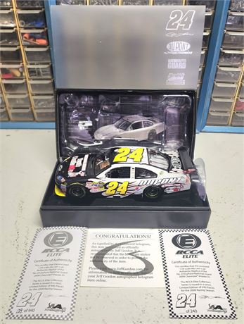 Autographed Jeff Gordon Elite Car