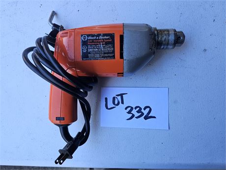 Black & Decker 3/8" VSR Drill