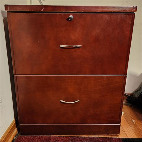 2-Drawer File Cabinet w/ Keys