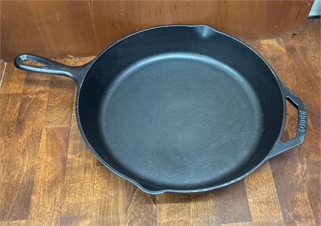 Lodge 10SK Cast Iron 12" Skillet