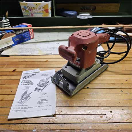 Milwaukee Orbital Sander