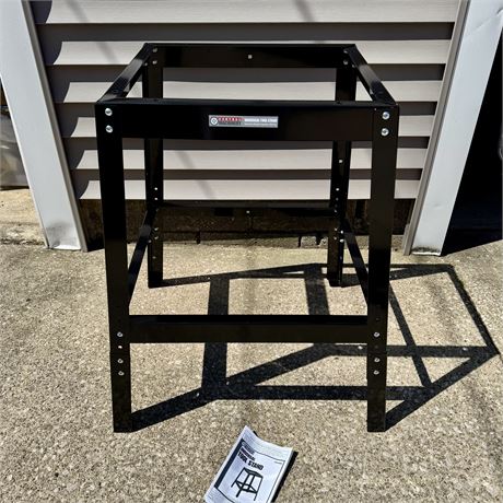 Central Machinery Universal Work Table Item 69805