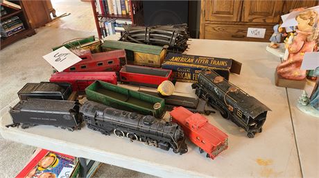 American Flyer Train Set: Engine 322/Engine with Copper Stack/Spot Light Car