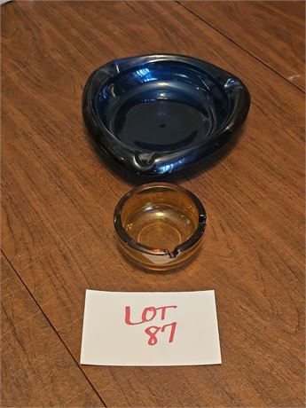 MCM Viking Art Glass "Tulip" Ashtray & Small Amber Ashtray