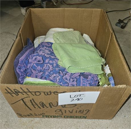 Vintage Bath Towels- Size, Style & Maker Vary