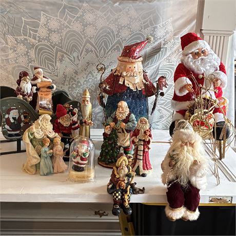 Santa Clause Lot Christmas is Coming