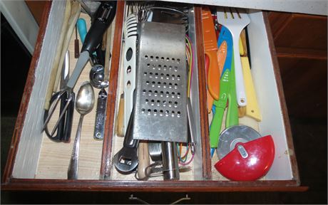 Kitchen Utensils Cleanout