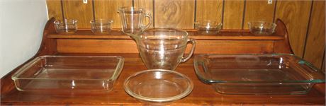 Assorted Pyrex, Anchor Hocking Dishes