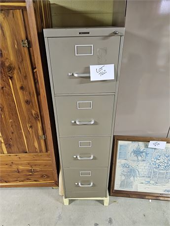Seelcase File Cabinet With Key