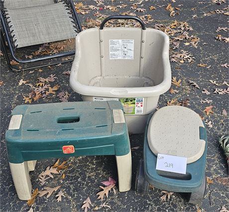 Step 2 Garden Bench & Rollers/Caddy