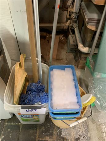 Basement Cleaning Supply Lot Swiffer Mop & Refills Sponges Scrubbers Dust Pans
