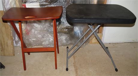 2 TV Trays