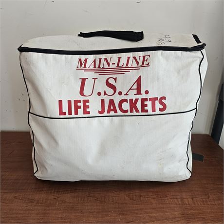 4 Orange Lifejackets in Storage Bag