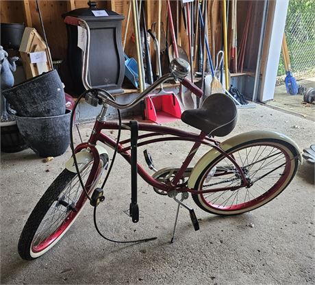 Huffy Retro Cranbrook Cruiser Single Speed 28" Red & Cream Color