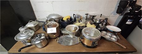 Large Mixed Kitchen Lot Deep Fryer, Crock Pot, Baking Pans, Muffin Pans & More