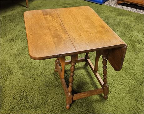 Drop Leaf Accent Table