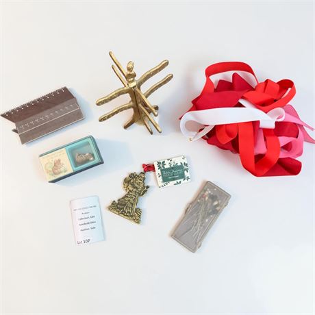 Wee Forest Folk Miniature Mouse Figurine W/Card, Sculptural Metal Earring Tree