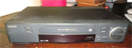 Toshiba VCR