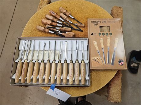 Wood Carving Tools: Robert Sorby Chisel Set / Stanley Chisels & More