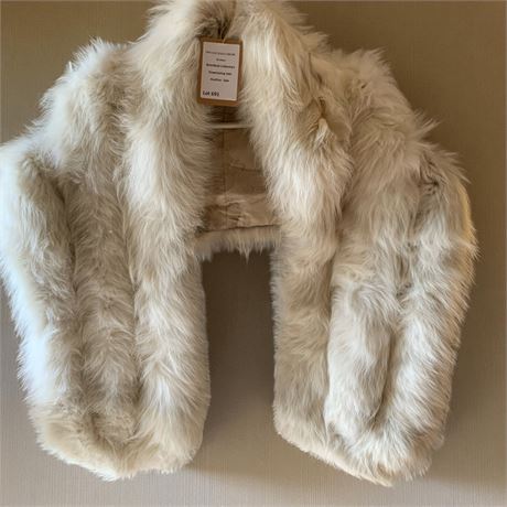 Vintage White Shadow Fox Fur Stole W/Patterned Silk Lining