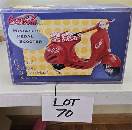 Coca Cola Die Cast 1:6 Scale Miniature Pedal Scooter