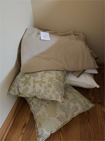 Mixed Pillow & Blanket Lot - Mixed Sizes & Colors