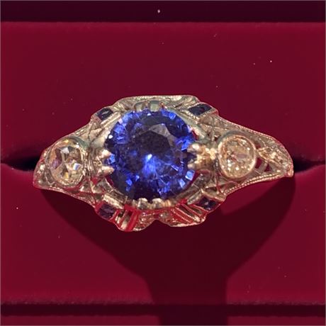 Antique Art Deco Platinum Sapphire & Diamond Filigree Ring