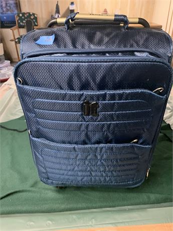 IT Luggage Dark Blue Lightweight Canvas Rolling Travel Carry-On Suitcase