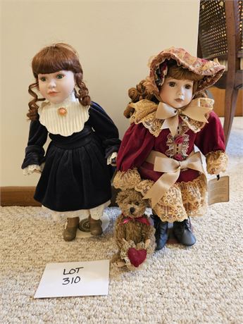 Boyd Dolls:2000 Meredith Limited 129/12,000 & 1997 Victoria Dolls