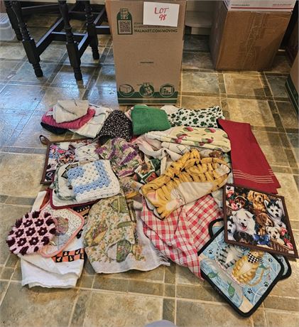 Misc Kitchen Towels, Oven Potholders & More