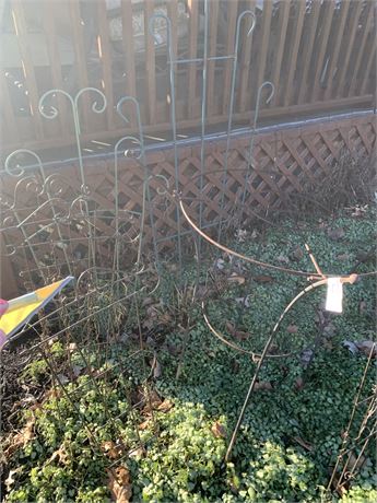 6 Piece Metal Plant Hanging/Vining Trellis