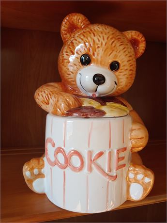 Welcome Taiwan~Brown Teddy Bear Cookie Jar