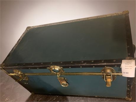 Vintage Seward Steamer Trunk/Luggage Storage Chest