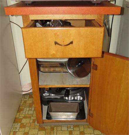 Kitchen Cabinet / Drawer Cleanout