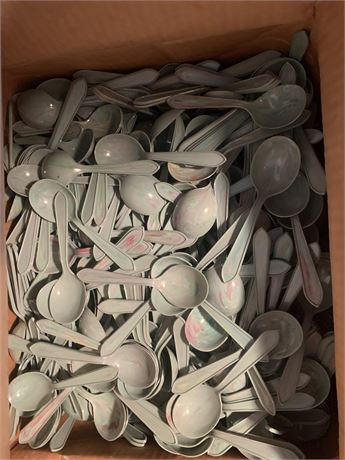 Plastic Forrers Salad & Catering Company Knives, Tastee-Freez Ice Cream Spoons